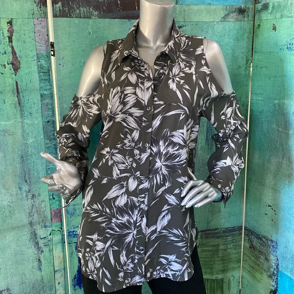 Banana Republic Cold Shoulder Floral Shirt
